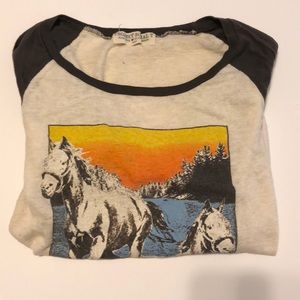 3/4 sleeve T-shirt